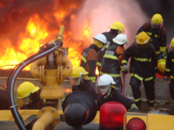 FORMAO DE BOMBEIROS CIVIS DE AERDROMOS