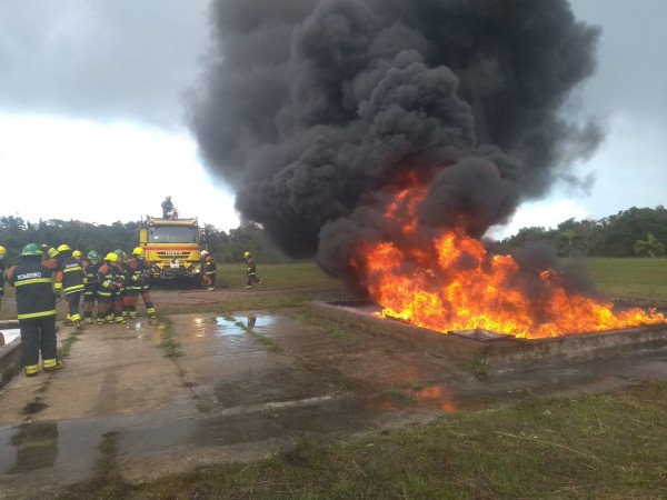 TREINAMENTO DE BOMBEIRO CIVIL